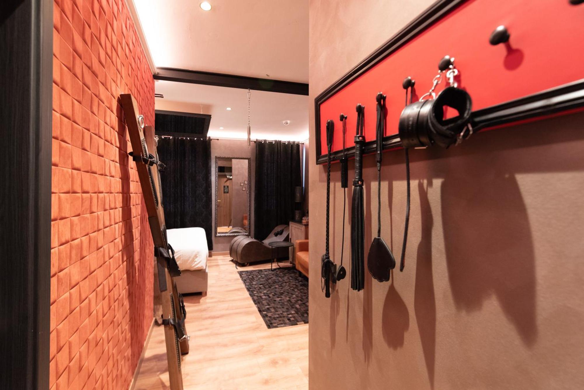 Love Room - Люксембург Экстерьер фото